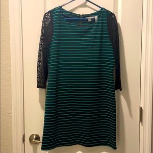 Green black maternity dress